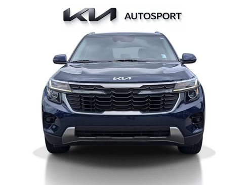 Used 2024 Kia Seltos EX FWD image 3