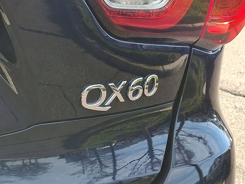 Used 2017 INFINITI QX60 AWD w/ Premium Plus Package image 31