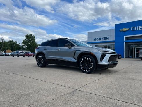 Used 2024 Chevrolet Blazer EV RS AWD/4WD image 1