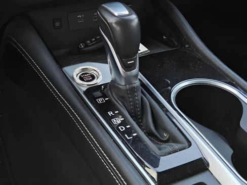 Used 2023 Nissan Altima 2.5 SV w/ SV Premium Package image 30