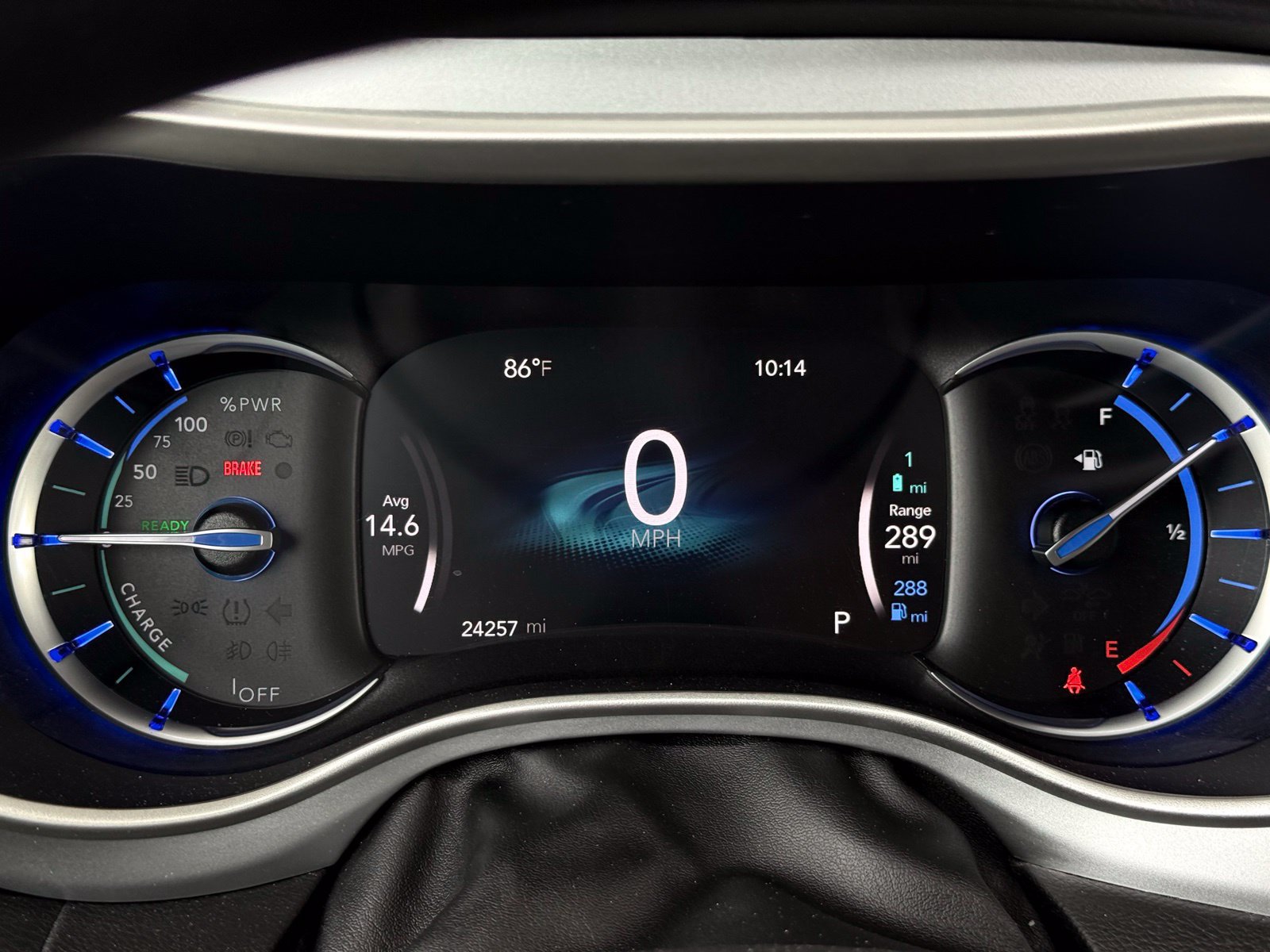 Used 2018 Chrysler Pacifica Touring Plus FWD image 37