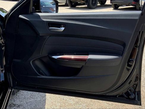 Used 2016 Acura TLX image 22