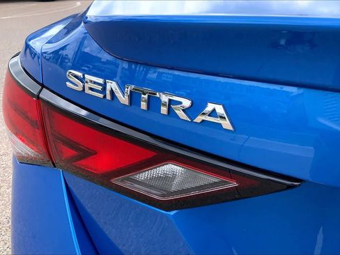 Used 2023 Nissan Sentra SR w/ Electronics Package FWD image 10