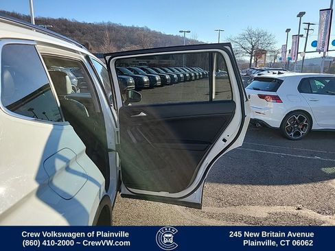 Used 2019 Volkswagen Tiguan SE w/ 3rd Row Seat Package image 43
