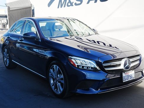 Used 2019 Mercedes-Benz C 300 Sedan image 3