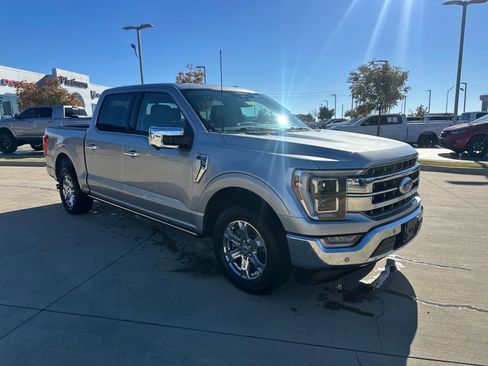 Used 2022 Ford F150 Lariat w/ Equipment Group 502A High image 8
