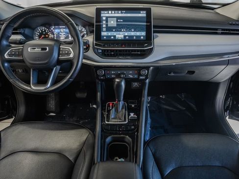 Certified 2022 Jeep Compass Limited w/ Sun and Sound Group image 26