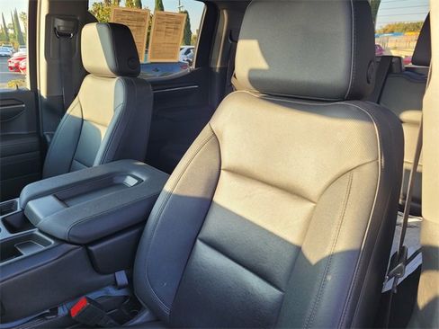 Used 2024 GMC Sierra 1500 SLT image 8