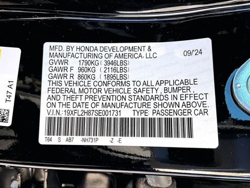 Used 2025 Honda Civic Sport image 42