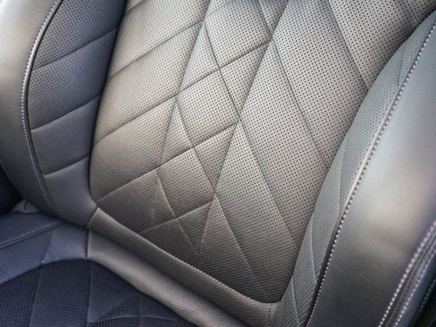 Used 2024 BMW X5 sDrive40i w/ Premium Package image 12