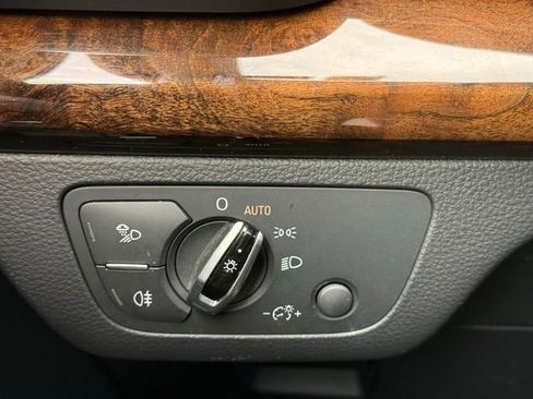 Used 2018 Audi Q5 2.0T Premium AWD/4WD image 16