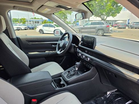 Used 2026 Honda CR-V EX image 11