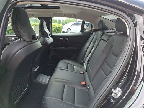 Used 2023 Volvo S60 T8 Plus AWD/4WD image 10