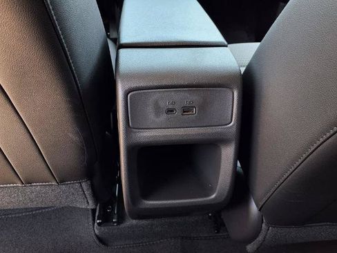 New 2026 Chevrolet Trax LT w/ LT Convenience Package FWD image 11