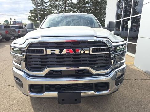 Used 2025 RAM 2500 Tradesman w/ Chrome Appearance Group image 3