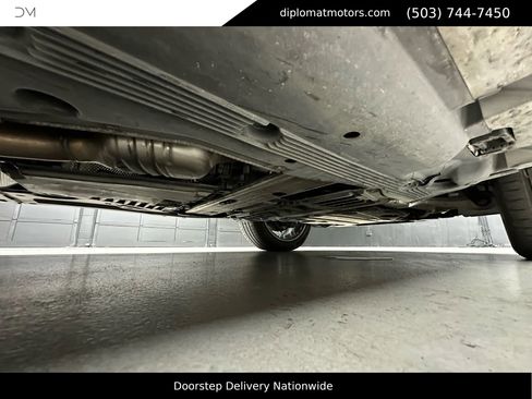 Used 2022 Cadillac Escalade ESV Sport Platinum w/ LPO, ONYX Package image 47