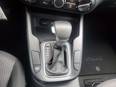 New 2025 Kia Soul LX image 21