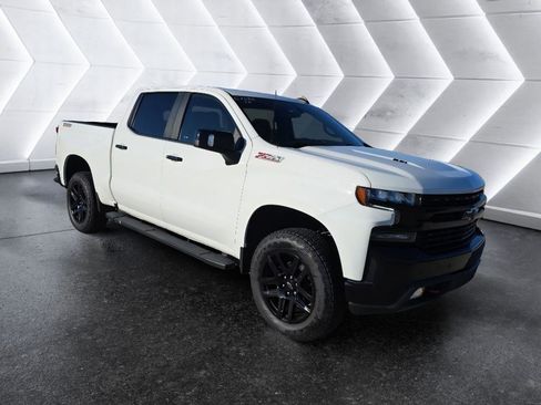 Used 2022 Chevrolet Silverado 1500 LT Trail Boss w/ Safety Package image 3