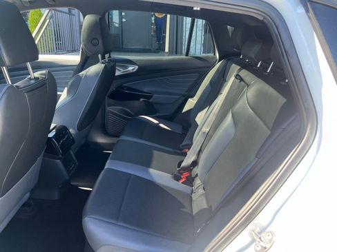 Used 2023 Volkswagen ID.4 S image 24