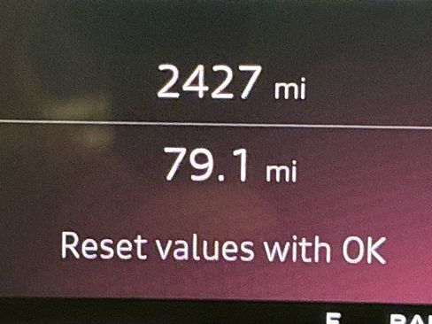 Certified 2025 Audi Q5 Premium w/ Convenience Package image 11