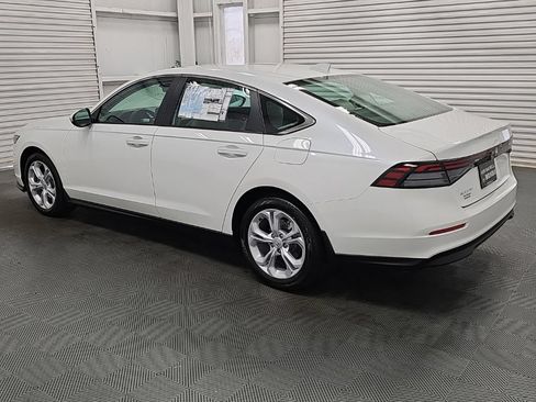 New 2026 Honda Accord LX image 5