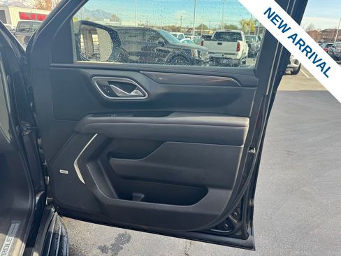 Used 2024 Chevrolet Suburban RST w/ Luxury Package image 10