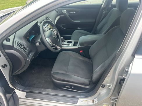 Used 2015 Nissan Altima 2.5 S w/ Power Driver Seat Package FWD image 9
