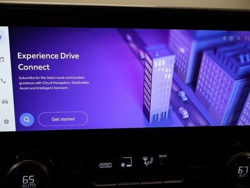 New 2026 Toyota Highlander Platinum image 24
