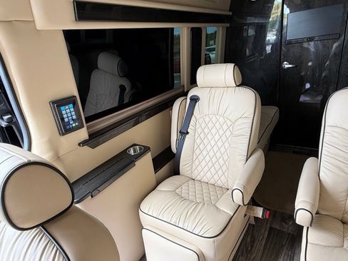 Used 2020 Mercedes-Benz Sprinter 3500 image 58