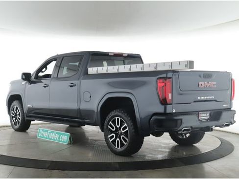 Used 2022 GMC Sierra 1500 AT4 w/ AT4 Premium Package AWD/4WD image 8