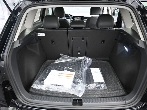 New 2025 Volkswagen Taos SEL image 42