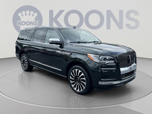Used 2024 Lincoln Navigator L Black Label AWD/4WD image 10