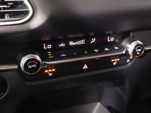 Used 2024 MAZDA CX-30 AWD 2.5 S w/ Preferred Package image 7