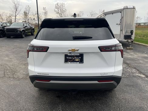 New 2025 Chevrolet Equinox LT w/ Safety and Technology Package image 33