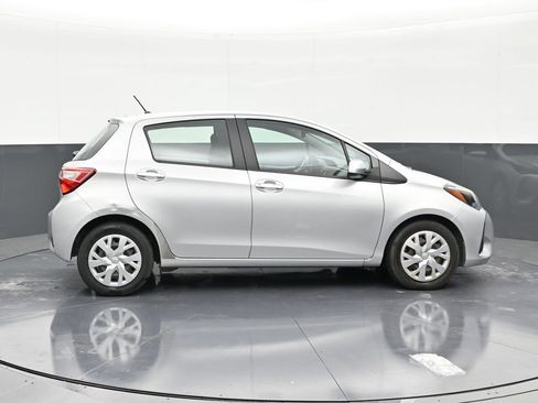 Used 2018 Toyota Yaris L FWD image 6