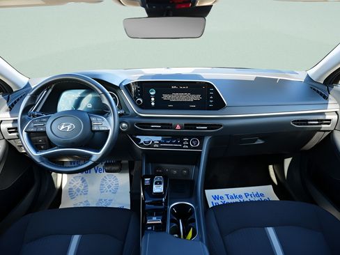 Certified 2023 Hyundai Sonata SEL w/ Convenience Package FWD image 16