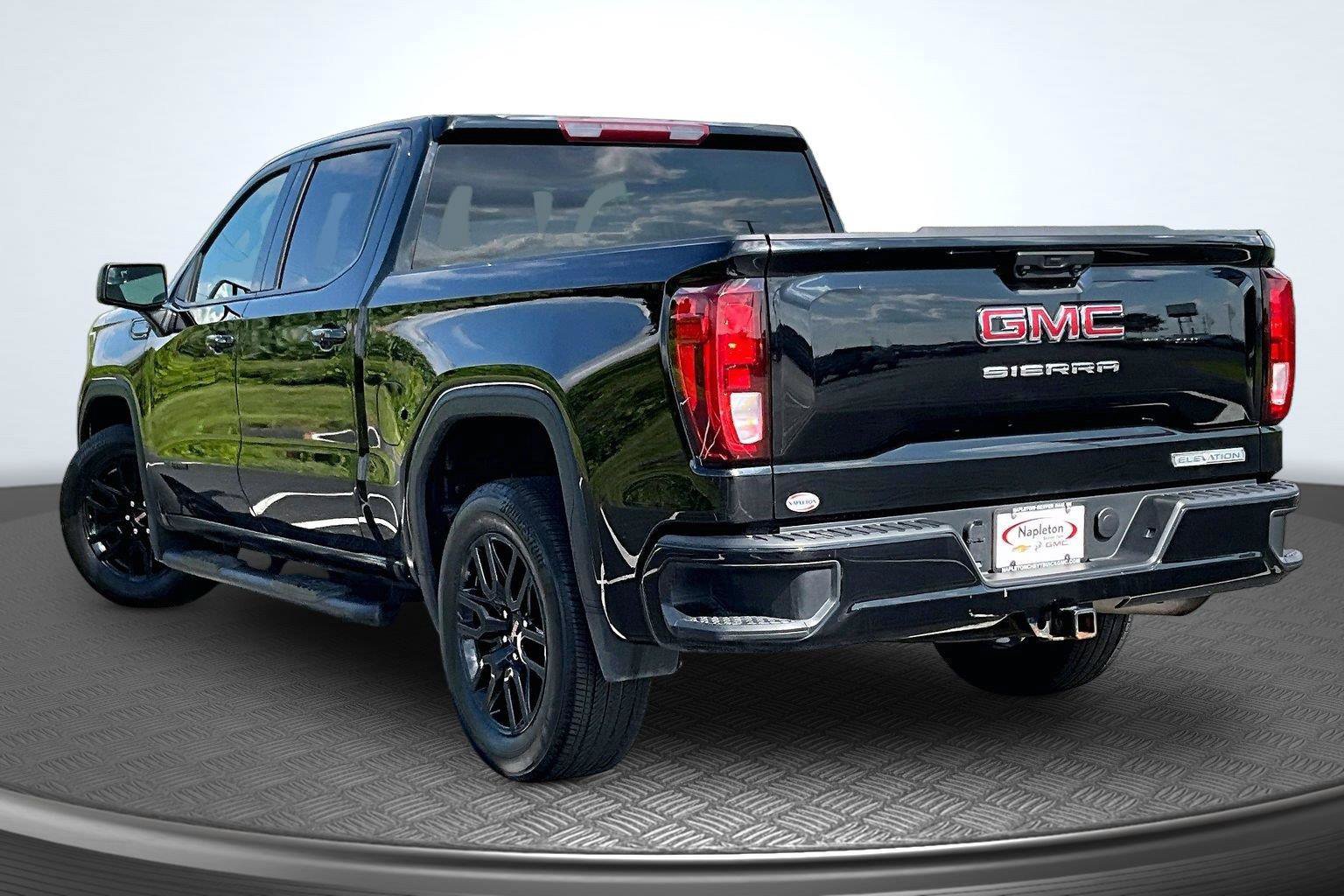Used 2023 GMC Sierra 1500 Elevation AWD/4WD image 14