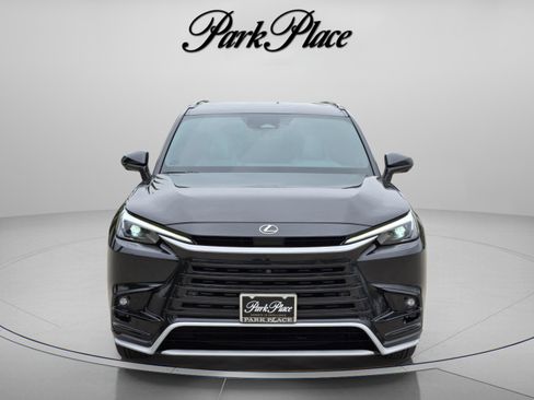 Certified 2024 Lexus TX 500h AWD w/ Technology Package image 6