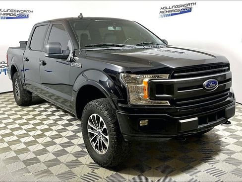 Used 2019 Ford F150 XLT w/ Equipment Group 302A Luxury AWD/4WD image 3