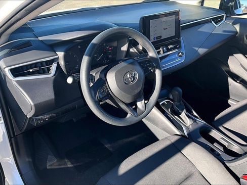 Used 2024 Toyota Corolla LE image 15