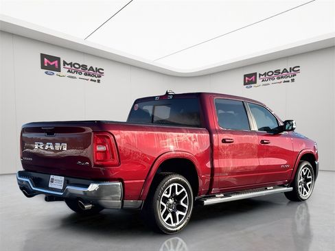 Used 2025 RAM 1500 Laramie image 7