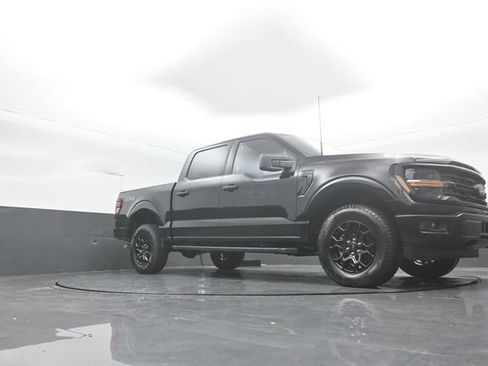 New 2026 Ford F150 XLT w/ XLT Black Appearance Package AWD/4WD image 29