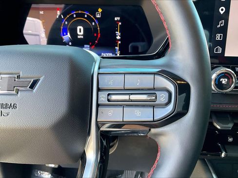 Certified 2023 Chevrolet Colorado Z71 w/ Z71 Convenience Package 2 AWD/4WD image 19