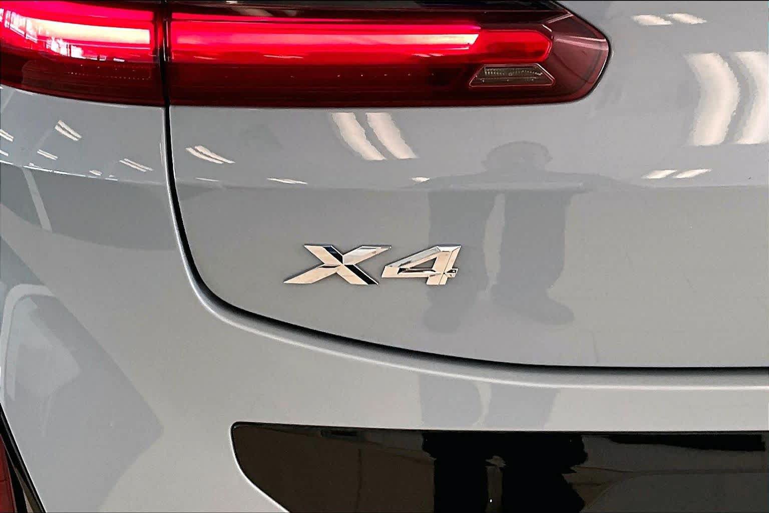 Used 2024 BMW X4 xDrive30i w/ Premium Package AWD/4WD image 29