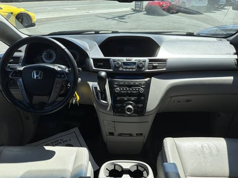 Used 2013 Honda Odyssey Touring image 23