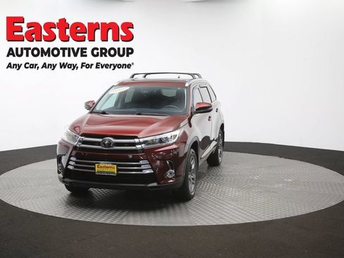 Used 2019 Toyota Highlander Limited Platinum AWD/4WD image 59