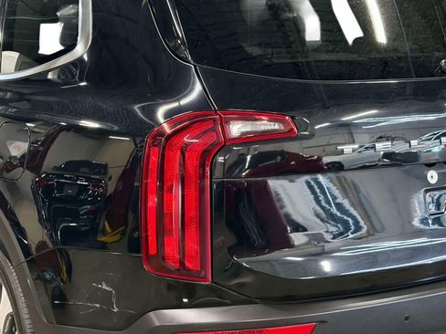 Used 2020 Kia Telluride S w/ S 8 Passenger Seating Package FWD image 18