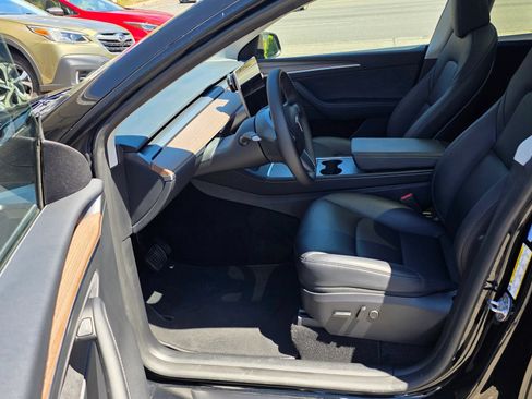 Used 2025 Tesla Model Y Long Range AWD/4WD image 10