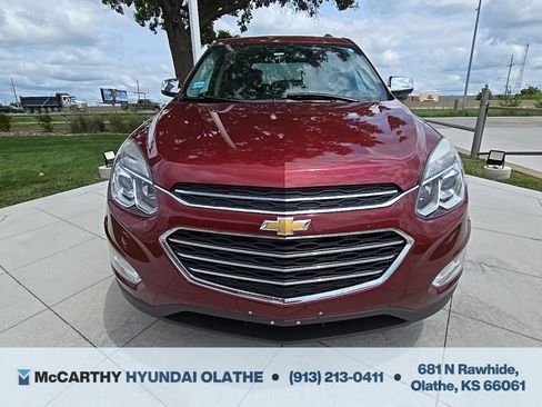 Used 2017 Chevrolet Equinox Premier w/ Enhanced Convenience Package AWD/4WD image 13