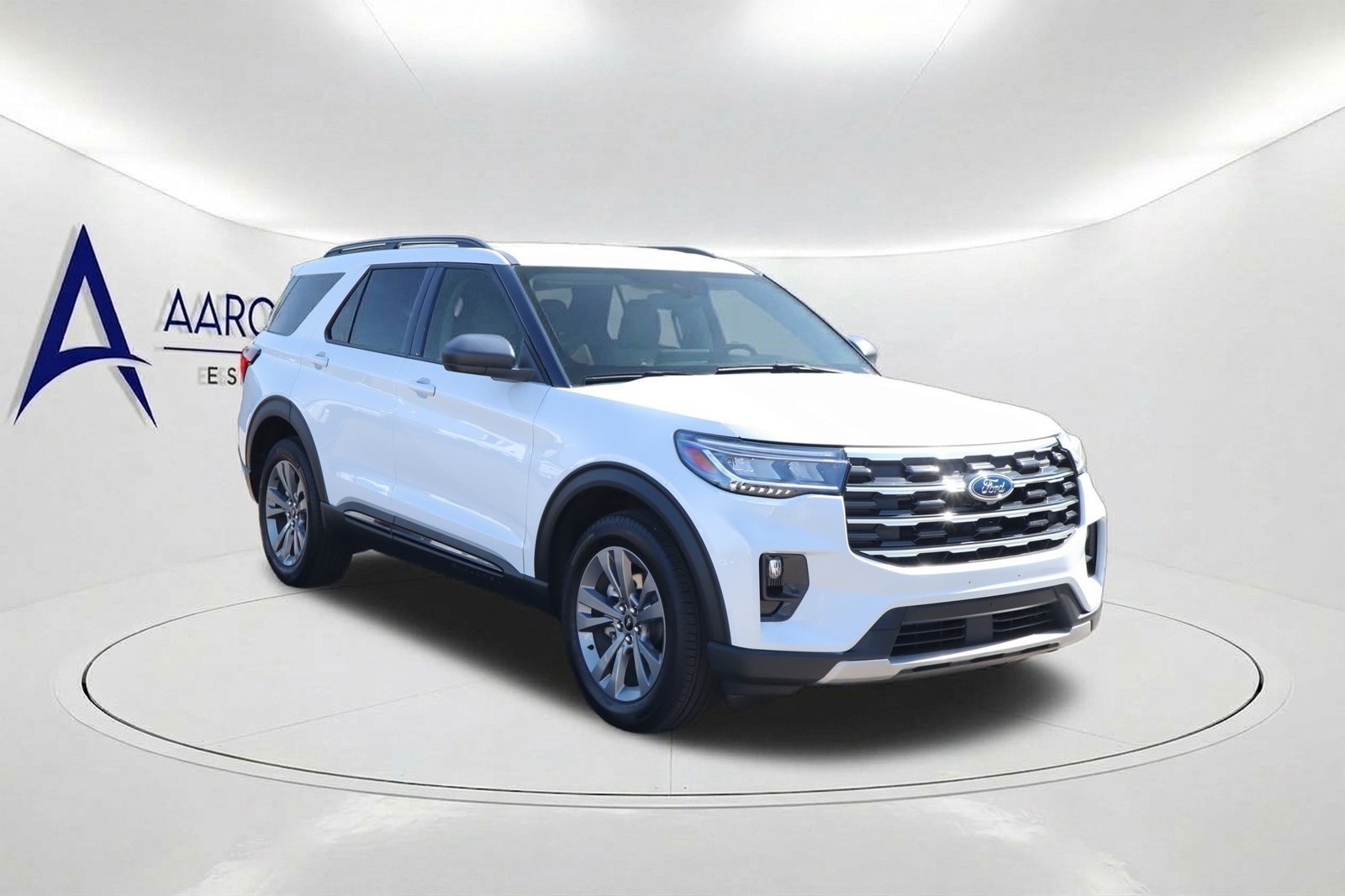 Used 2026 Ford Explorer Active w/ Active Comfort Package AWD/4WD image 3